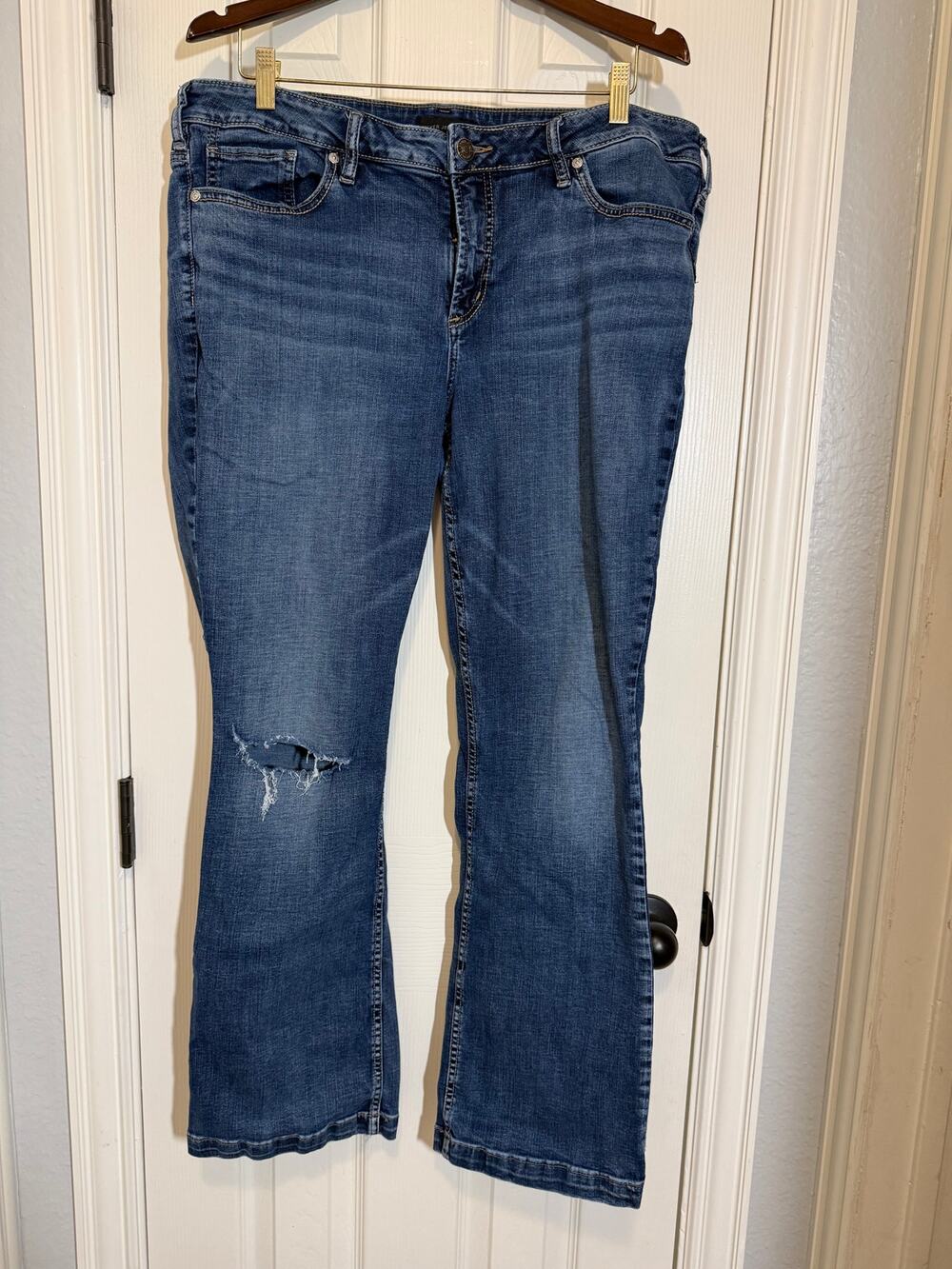 Silver Jeans Womens Elyse Slim Bootcut Mid Rise Jeans Size 16 Med Wash Cowgirl